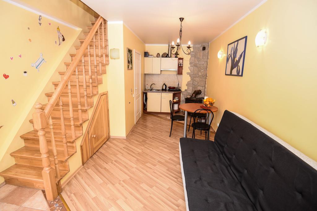 Yzzi Apartment Паланга Екстериор снимка