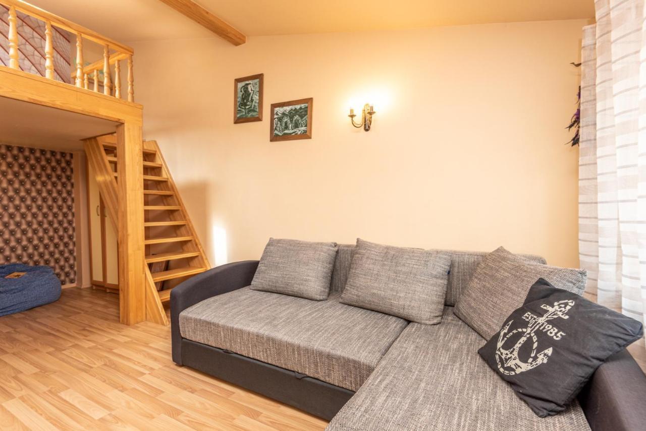 Yzzi Apartment Паланга Екстериор снимка